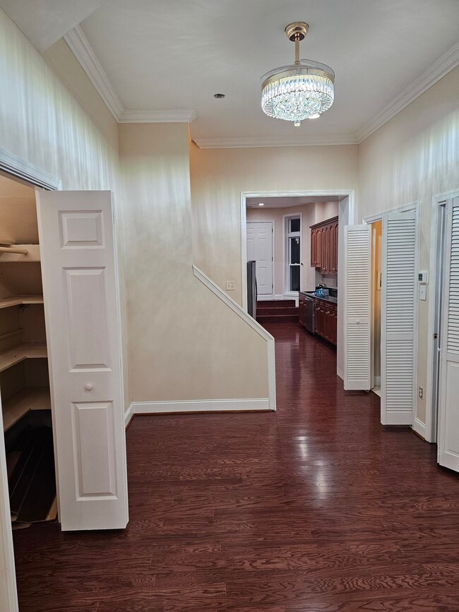 1919 Saint Paul St, Baltimore, MD 21218 - photo 5