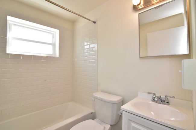 Moorestown Oaks, Moorestown, NJ 08057 - photo 6