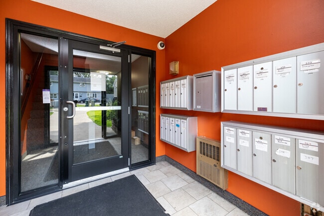 Gauvette Park Apartments, Columbia Heights, MN 55421 - photo 5