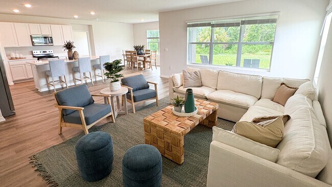 13124 Bending Creek Trail, Parrish, FL 34219 - photo 4