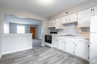 6983 Dixie Hwy, Louisville, KY 40258