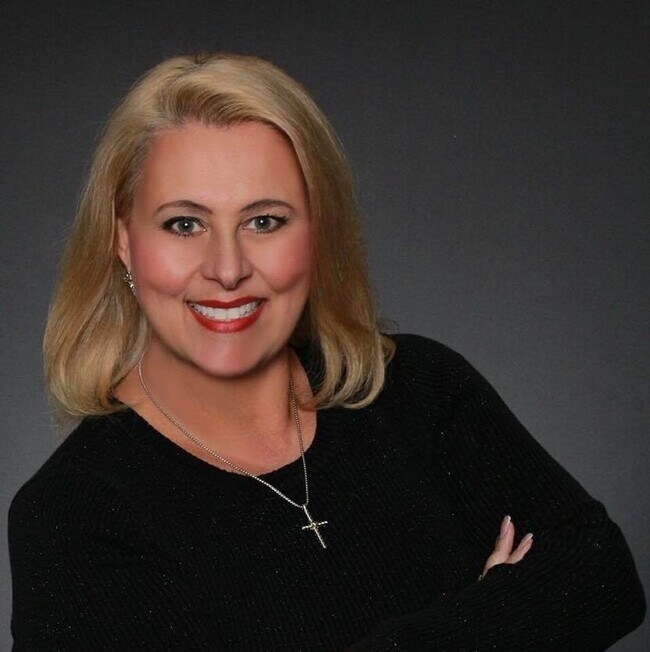 Linda Cook