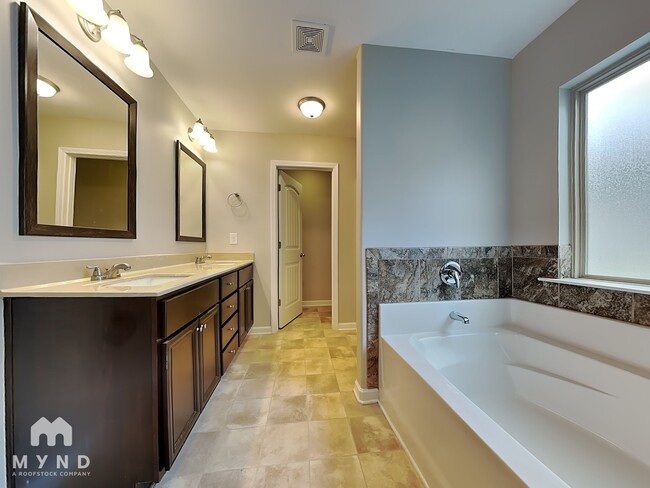 2455 Quincy Loop, Fairburn, GA 30213 - photo 7