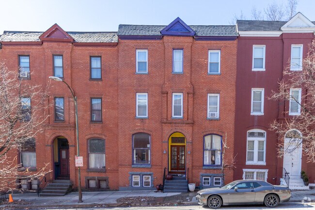 Nsoroma Academy for Holistic Thought servers students from K through the 4th grade.