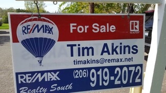 Tim Akins