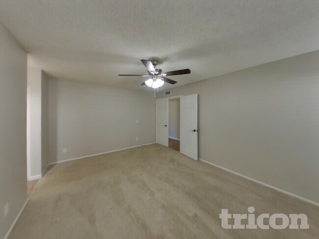 10044 W Highland Ave, Phoenix, AZ 85037 - photo 7
