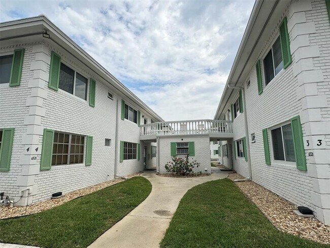 1821 NE 62nd St unit 1821, Fort Lauderdale, FL 33308 - photo 6