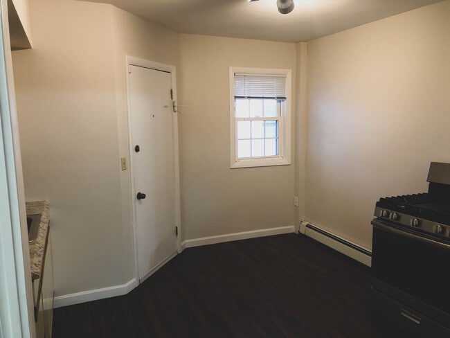 33 Tingley St unit 2R, Pawtucket, RI 02861 - photo 7