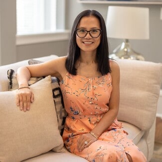Tina Jingru Sui