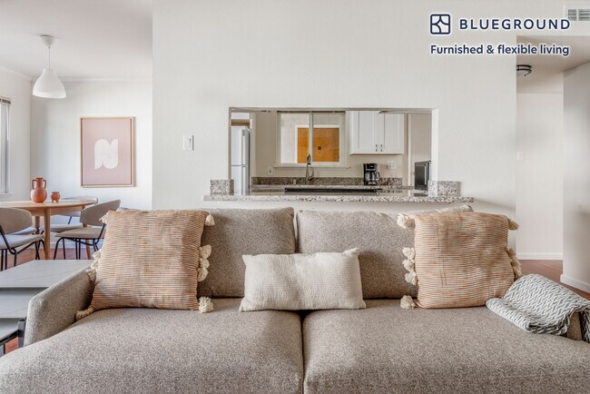 837 Cowper St unit FL2-ID1289, Palo Alto, CA 94301 - photo 2