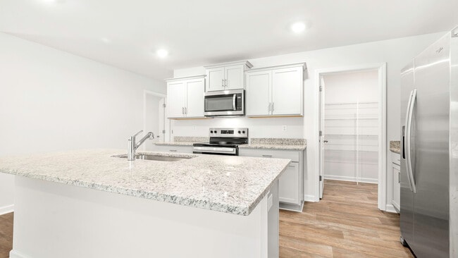 6645 Capstone Ct, Rural Hall, NC 27045 - photo 2