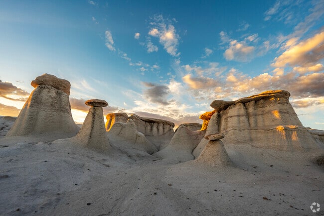 Farmington is near the otherworldly Bisti Badlands.