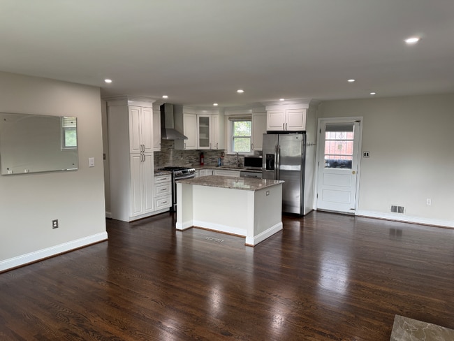 3822 Swann Rd, Suitland, MD 20746 - photo 3