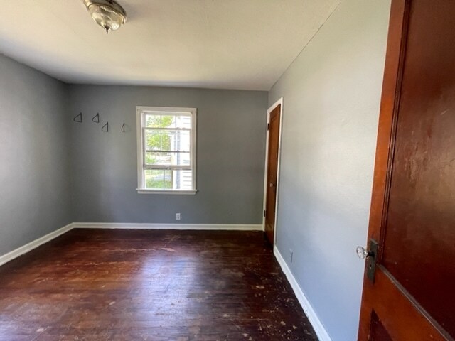 1650 Huey St, South Bend, IN 46628 - photo 6