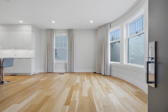 126 Englewood Ave unit 2, Brighton, MA 02135 - photo 4