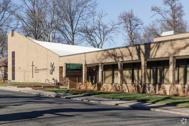 Wilbert F Mays Seventh-Day Adventist School in Teaneck, NJ has 38 students in grades PK, K-8.