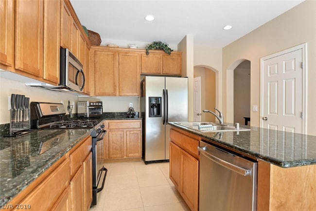 4965 W Bobcat Bend Ct, Las Vegas, NV 89139 - photo 7