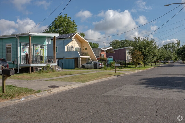 Rows of homes are laid out in a grid style arrangement in Lower 9th Ward.