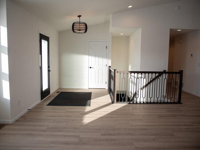 305 Neuman Blvd, Colfax, ND 58018 - photo 6