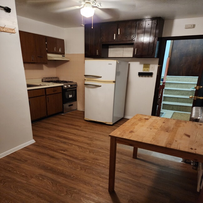 1025 Christian St unit 3R, Philadelphia, PA 19147 - photo 3