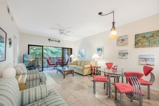 3321 Olympic Dr, Naples, FL 34105