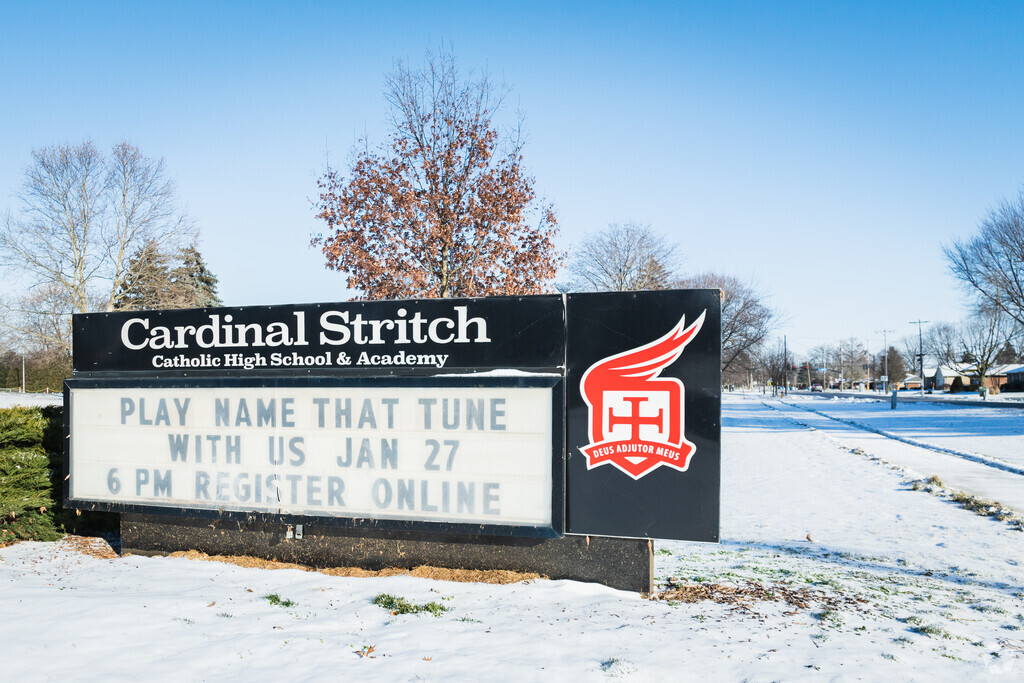 Cardinal Stritch High School welcomes new students.