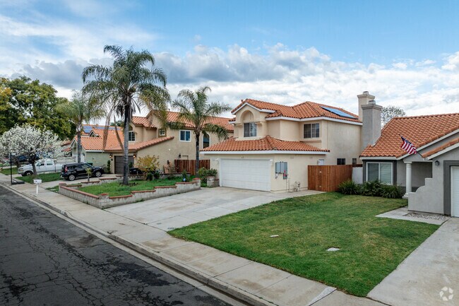 Many new communities in the Lake View District feature Spanish Revival-style homes.