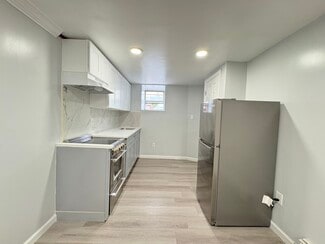 42 Dwight St Unit 3, Jersey City, NJ 07305