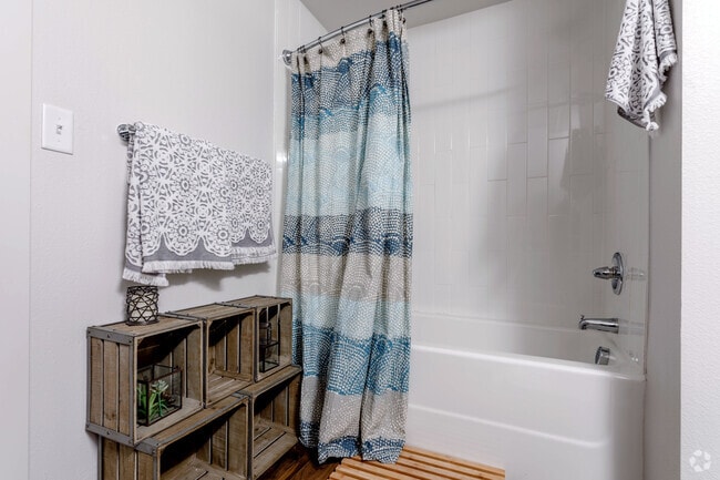 Luxury Housing - Uncommon Fort Collins, Fort Collins, CO 80524 - photo 7