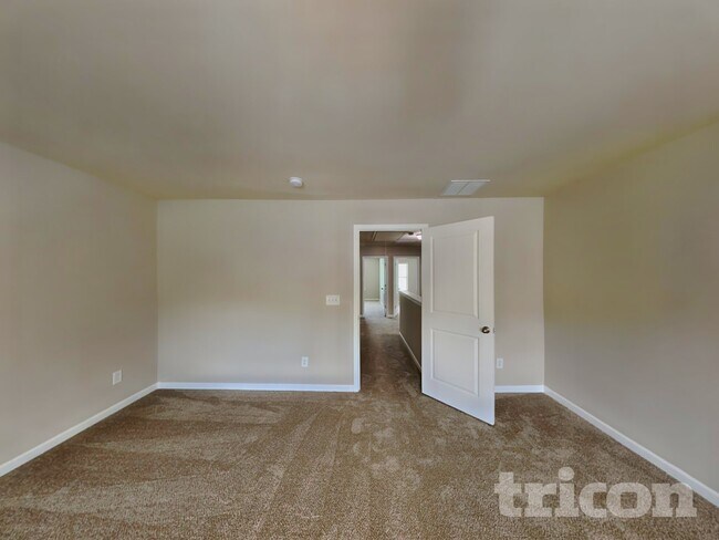 207 Stillwood Dr, Newnan, GA 30265 - photo 6