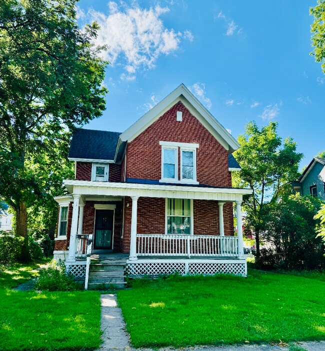 1018 8th St S Unit 1018, La Crosse, WI 54601