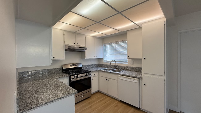 634 E La Veta Ave, Orange, CA 92866 - photo 6