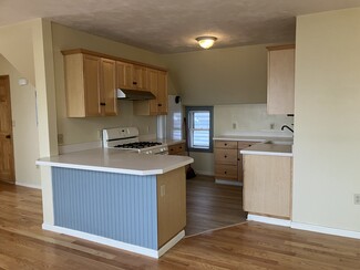 23 Herbert St Unit 2, Salem, MA 01970