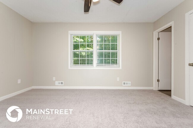 3080 Chippewa Dr, Rex, GA 30273 - photo 5