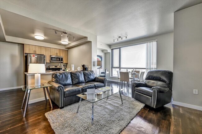 77 N Almaden Ave unit ID1039871P, San Jose, CA 95110 - photo 2