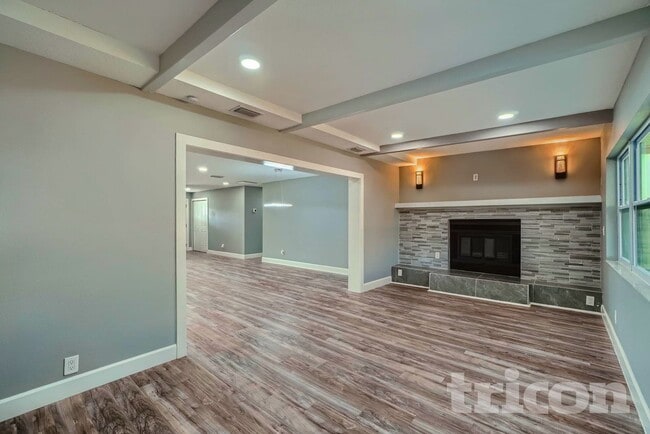 1498 Hunt Ln, Clearwater, FL 33764 - photo 4