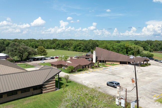 175 students attend Sacred Heart Catholic School.