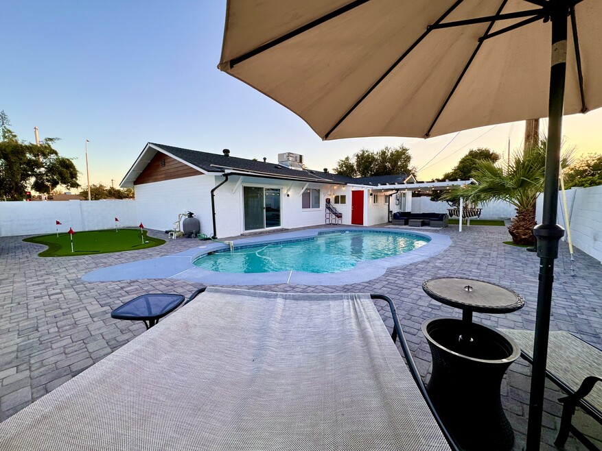 8538 E Chaparral Rd, Scottsdale, AZ 85250 - photo 1