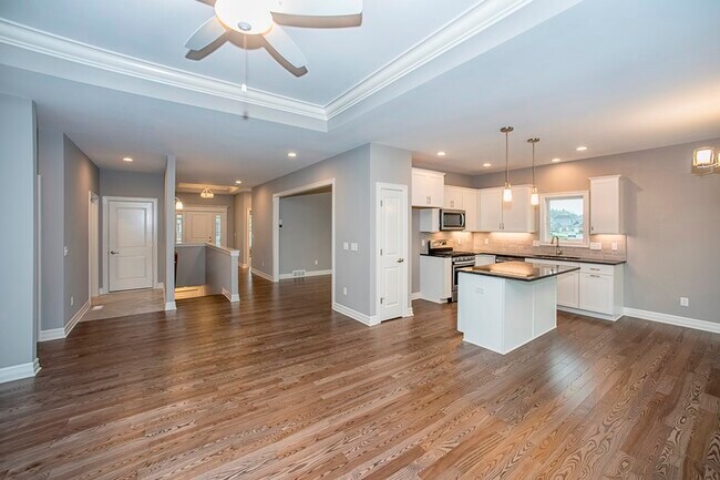 5 Northfield Ln unit 37409149, Lancaster, NY 14086 - photo 3