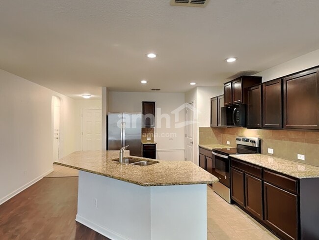 2417 York Bend, San Antonio, TX 78245 - photo 3