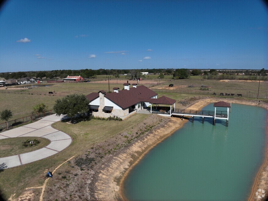 30930 Waller Spring Creek Rd, Prairie View, TX 77484 - photo 2
