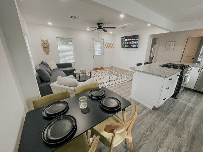 3729-3727 N 24th St unit ID1352452P, Waco, TX 76708 - photo 4