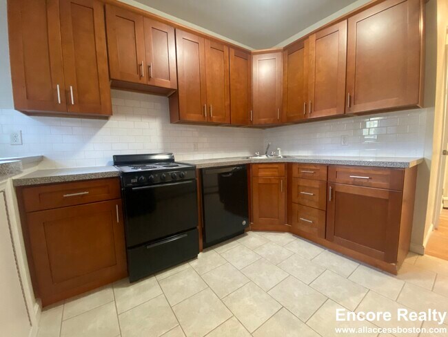 1640 Commonwealth Ave, Boston, MA 02135 - photo 5