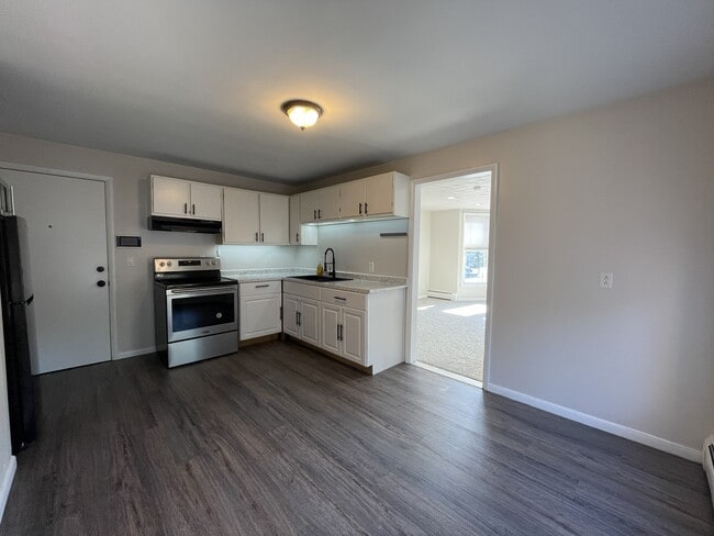 4359 Lake Ave unit 4361 Lake Ave. - Uni, Rochester, NY 14612 - photo 3