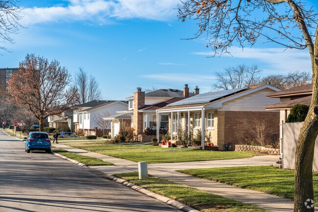 Courtland Park has some streets where no two homes are of the same style.