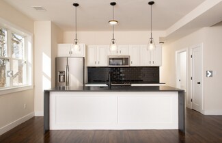 19 Playstead Rd Unit 17, Boston, MA 02125