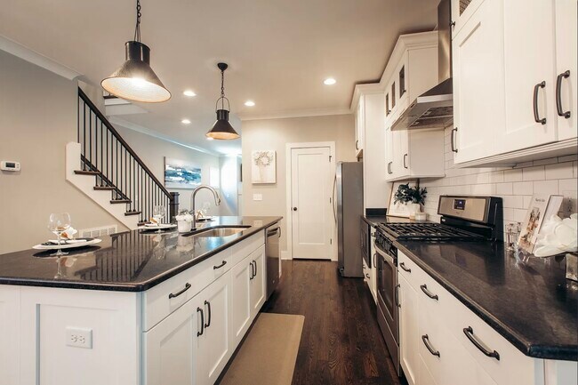 2423 Elliott Ave, Nashville, TN 37204 - photo 6