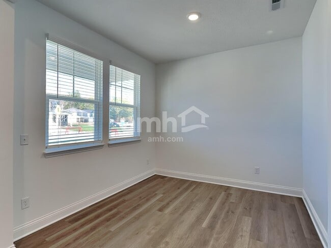 204 Kramer Mills Dr, Columbus, OH 43110 - photo 7