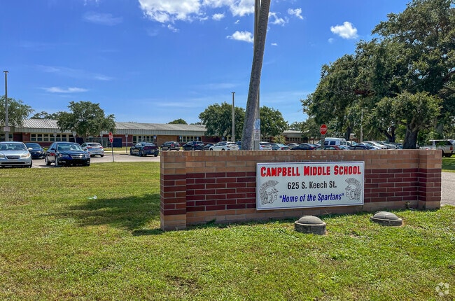 Campbell Middle School is located on Keech St in the Greater Daytona area.