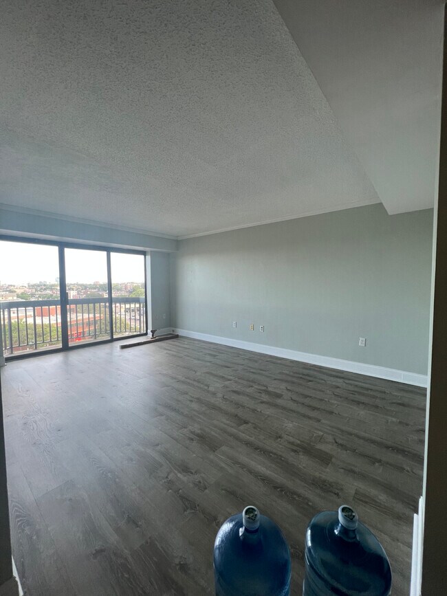 15 North Beacon unit 420, Boston, MA 02134 - photo 5